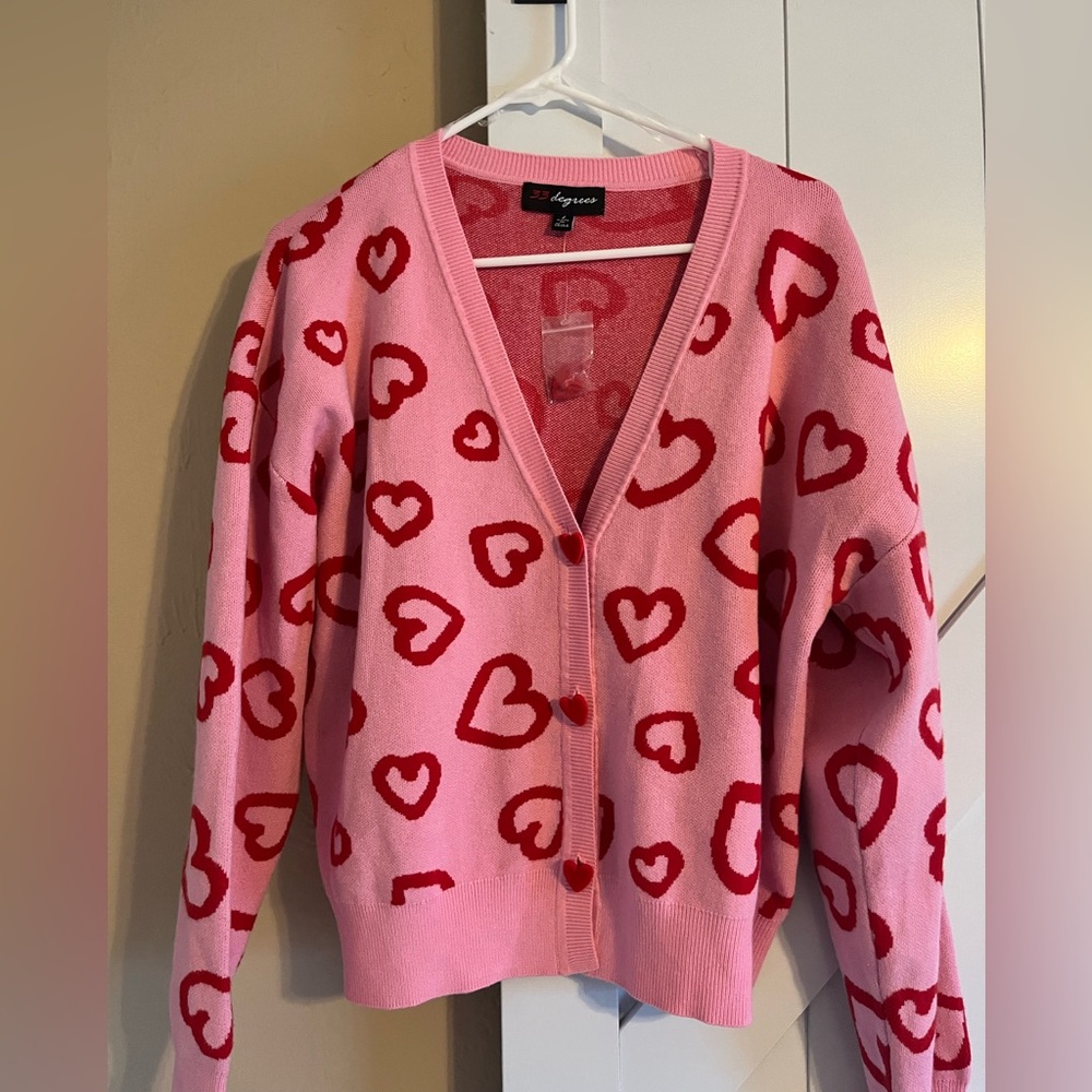 💖 Pink & Red Heart Cardigan Sweater – Size L – NWT